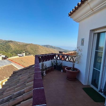 Apartamento Atico Con Vistas Mar Y Montana Ojén Exterior foto