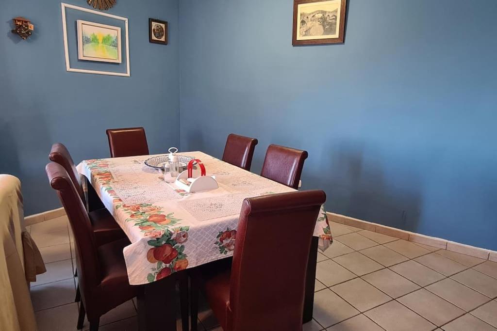 Apartamento Atico Con Vistas Mar Y Montana Ojén Exterior foto